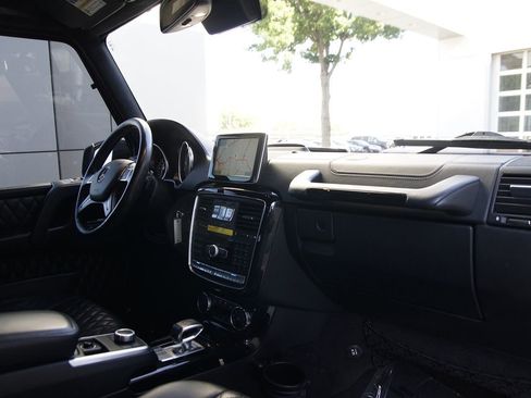 Used 2015 Mercedes-Benz G 63 AMG 4MATIC w/ PA6 Package image 16