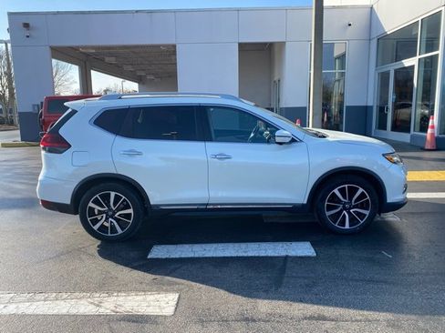 Used 2020 Nissan Rogue SL w/ Premium Package image 7