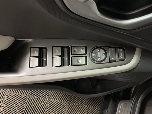 Used 2021 Hyundai Ioniq Limited image 19