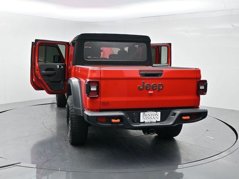 Used 2024 Jeep Gladiator Mojave AWD/4WD image 33