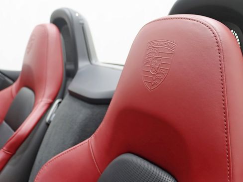 Used 2018 Porsche 718 Boxster GTS image 28