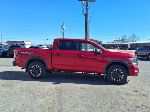 Used 2023 Nissan Titan PRO-4X w/ Pro-4x Convenience Package image 22