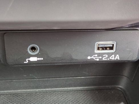 Used 2024 Subaru Crosstrek 2.0i AWD/4WD image 17