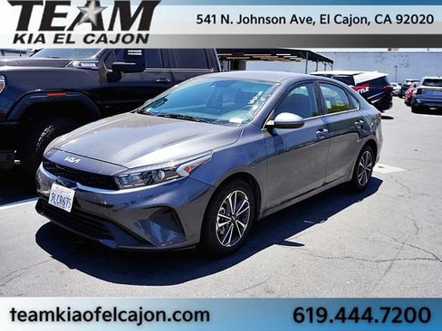 Certified 2024 Kia Forte LXS FWD image 1
