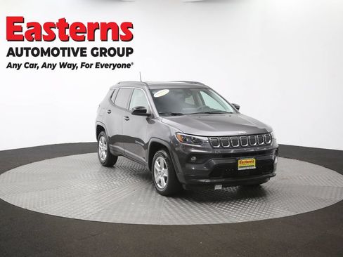Used 2022 Jeep Compass Latitude AWD/4WD image 53