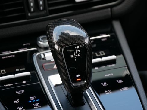 Used 2021 Porsche Cayenne Coupe AWD/4WD image 19