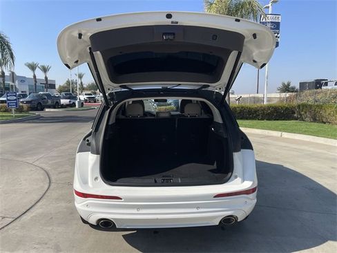 Used 2021 Lincoln Corsair Reserve w/ Equipment Group 201A image 26