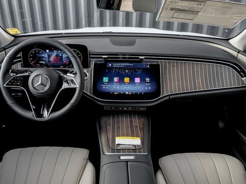 New 2026 Mercedes-Benz E 450 4MATIC Sedan image 20