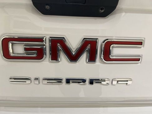 Used 2021 GMC Sierra 1500 Elevation image 27