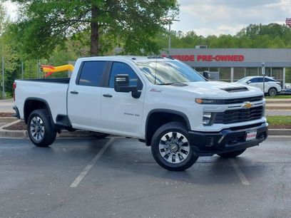 Used 2024 Chevrolet Silverado 2500 Custom w/ Custom Convenience Package