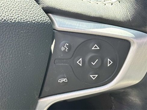 Used 2022 GMC Terrain SLT w/ Elevation Edition image 29