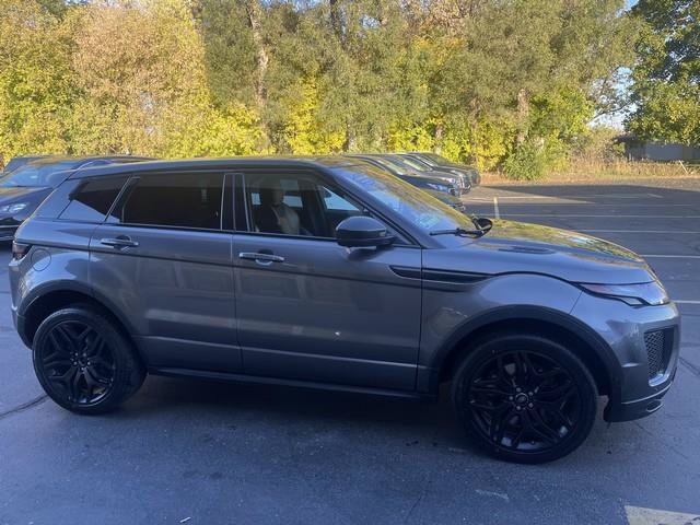 Used 2019 Land Rover Range Rover Evoque HSE Dynamic AWD/4WD image 4
