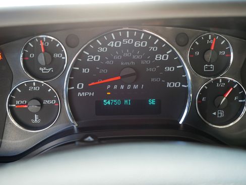 Used 2019 GMC Savana 3500 LS w/ Cold Climate Package image 21