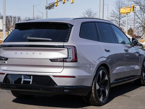 New 2026 Volvo EX90 Ultra image 5