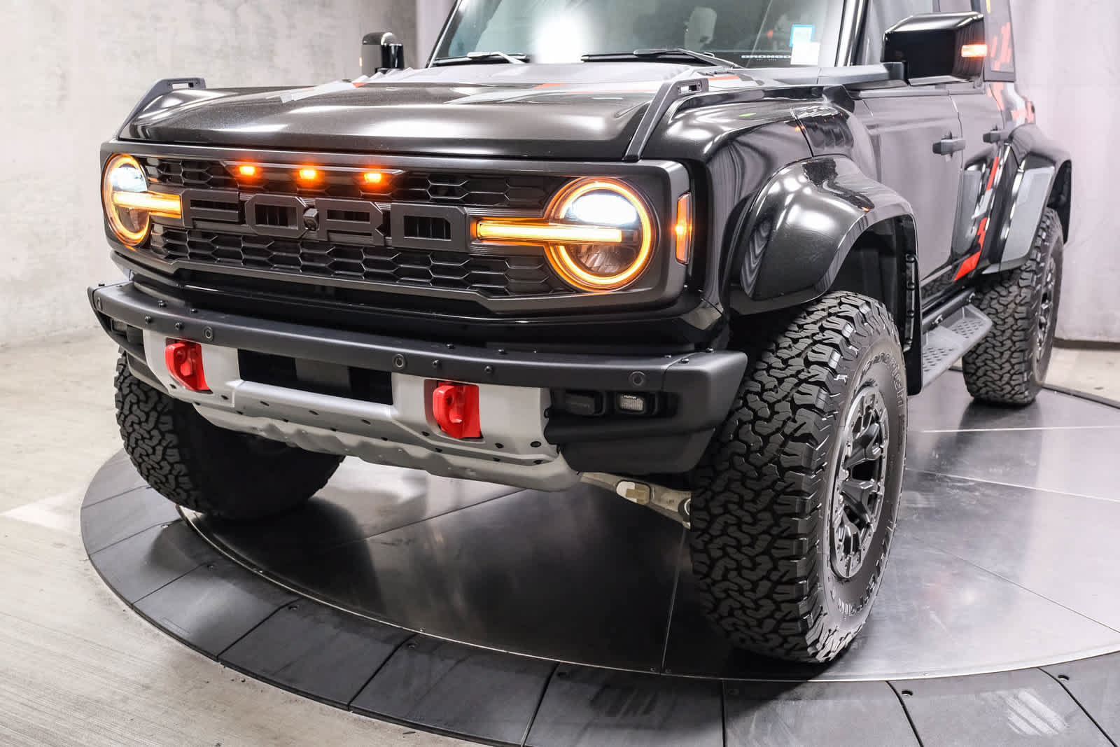 Used 2024 Ford Bronco Raptor AWD/4WD image 11