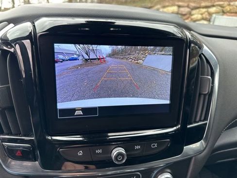 Used 2023 Chevrolet Traverse LT w/ LPO, Floor Liner Package image 21