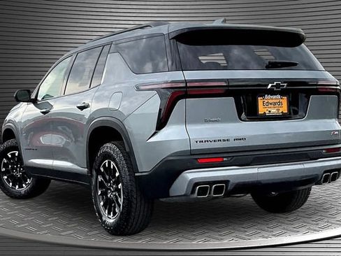 Used 2026 Chevrolet Traverse Z71 w/ Driver Confidence Package AWD/4WD image 4