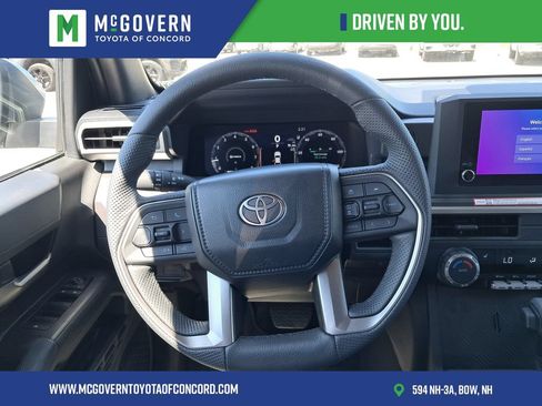 Used 2025 Toyota Tacoma TRD Off-Road AWD/4WD image 18