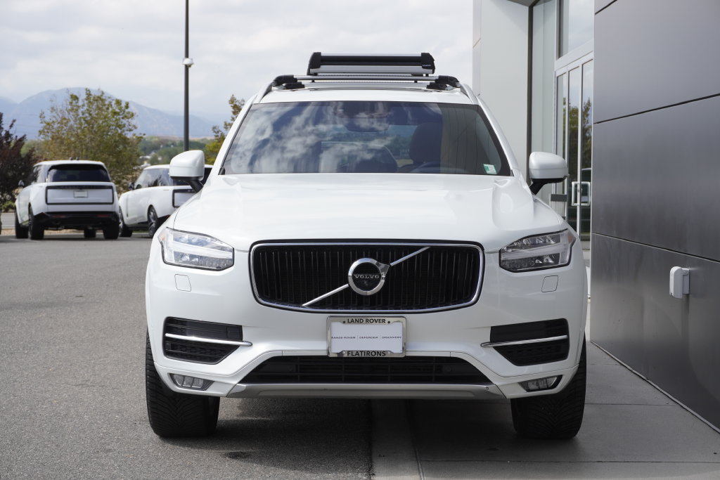 Used 2018 Volvo XC90 T6 Momentum w/ Convenience Package AWD/4WD image 5