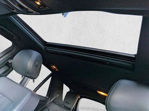 Used 2019 Mercedes-Benz GLE 400 4MATIC image 14