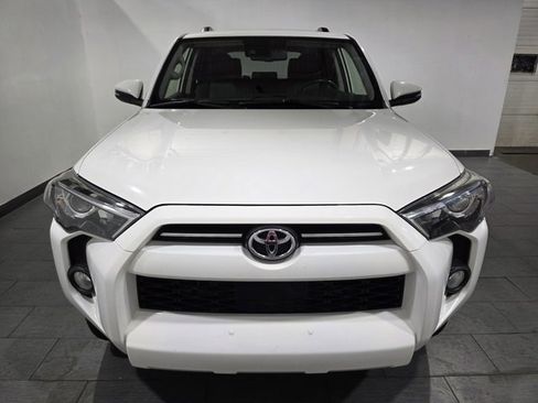Used 2020 Toyota 4Runner SR5 Premium image 8