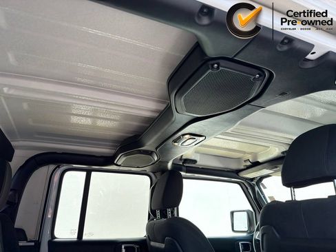 Certified 2021 Jeep Gladiator Rubicon AWD/4WD image 43