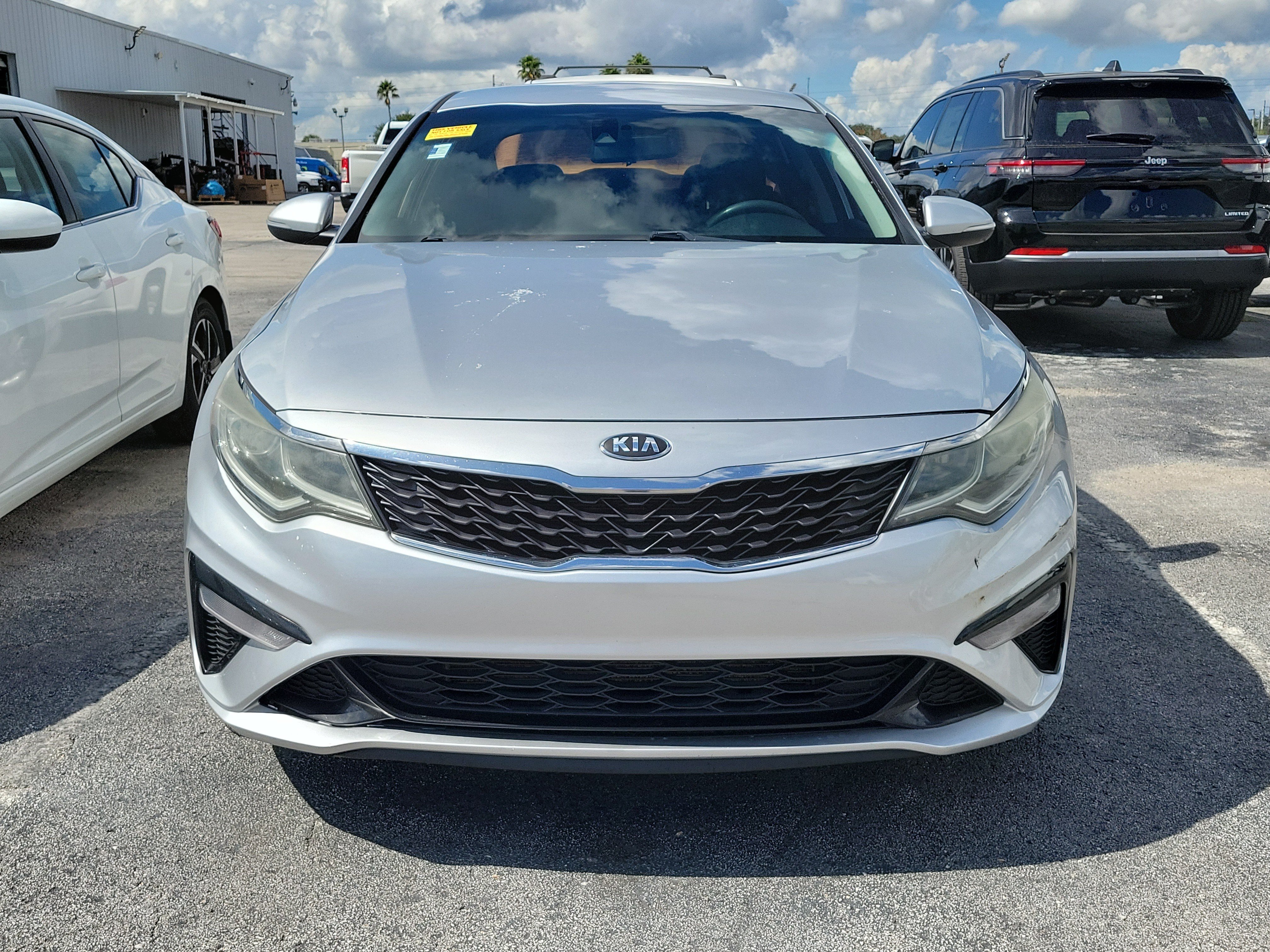 Used 2020 Kia Optima LX FWD image 2