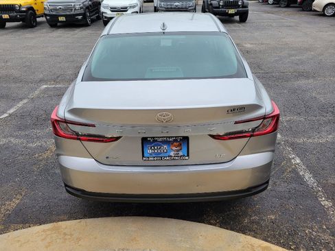Used 2025 Toyota Camry LE FWD image 24