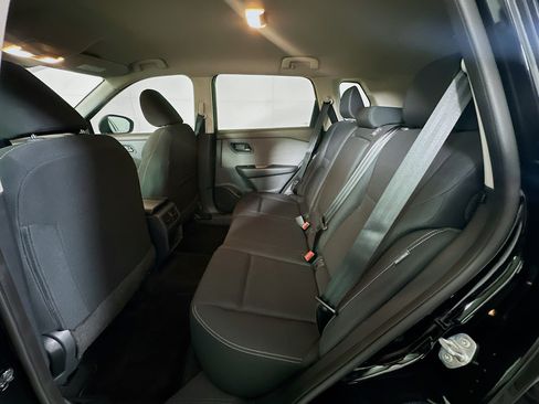 Used 2023 Nissan Rogue S FWD image 26