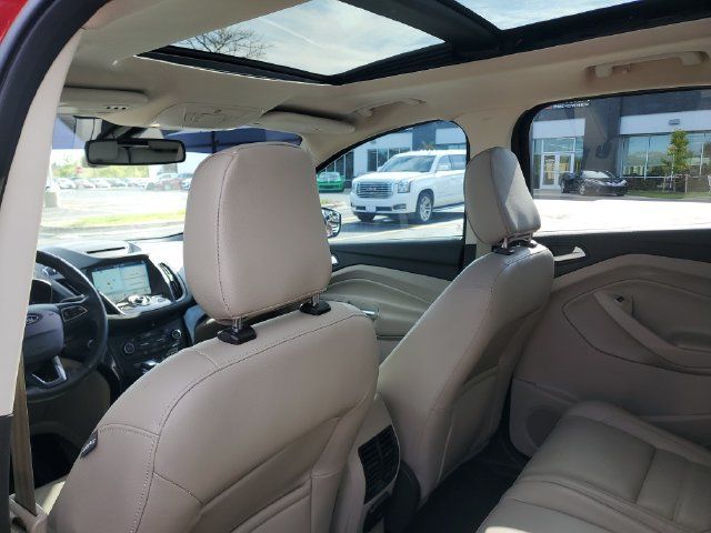 Used 2018 Ford Escape Titanium AWD/4WD image 11
