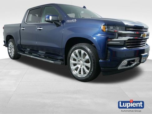 Used 2020 Chevrolet Silverado 1500 High Country w/ Technology Package AWD/4WD image 1