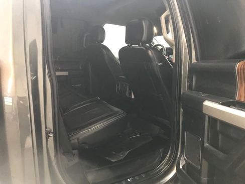 Used 2019 Ford F150 Lariat image 31