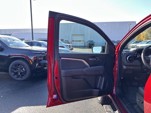 New 2026 Chevrolet Colorado Z71 w/ Z71 Convenience Package 2 image 11