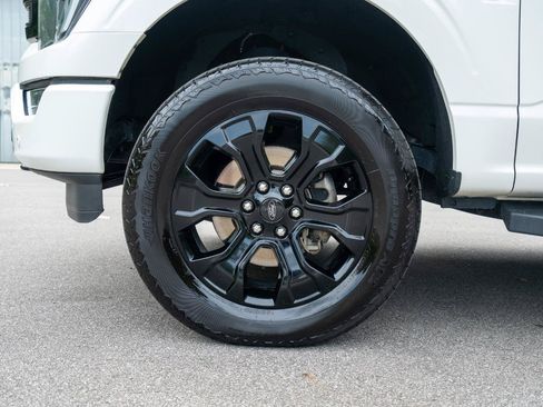 Used 2023 Ford F150 Lariat w/ Equipment Group 502A High AWD/4WD image 11