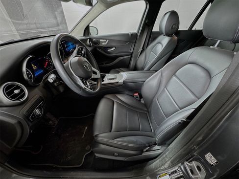 Used 2022 Mercedes-Benz GLC 300 GLC 300 image 17
