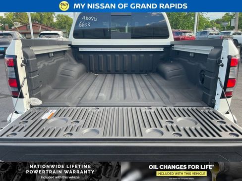 New 2026 Nissan Frontier PRO-4X w/ Pro-4x Convenience Package AWD/4WD image 23