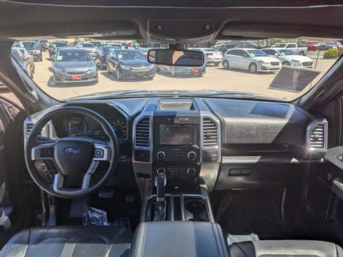 Used 2015 Ford F150 Platinum w/ Equipment Group 701A Luxury AWD/4WD image 20