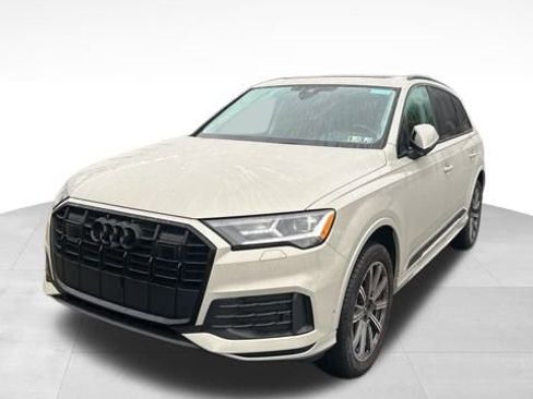 Used 2023 Audi Q7 2.0T Premium Plus w/ Premium Plus Package image 3