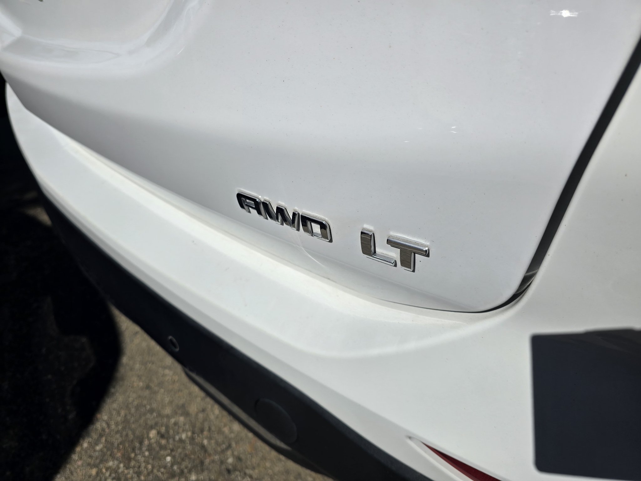 Used 2024 Chevrolet Equinox LT AWD/4WD image 12