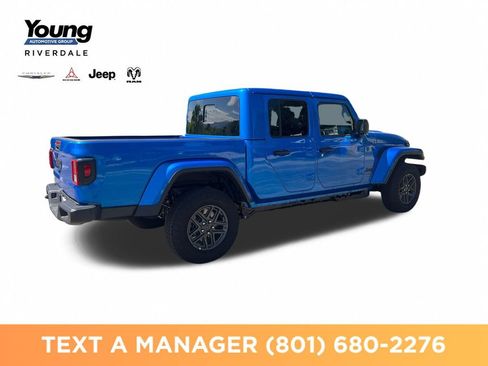 New 2026 Jeep Gladiator Sport AWD/4WD image 5