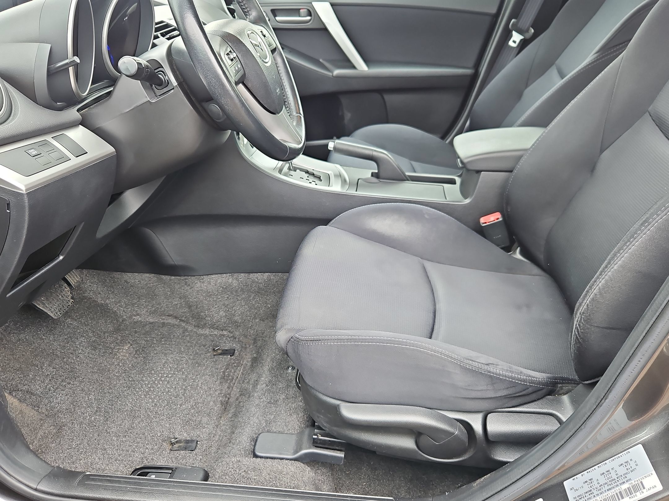 Used 2010 MAZDA MAZDA3 s Sport FWD image 13