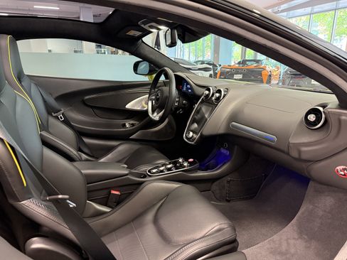 Used 2023 McLaren GT RWD image 16