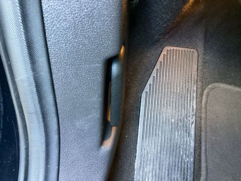 Used 2017 Ford Escape SE image 58