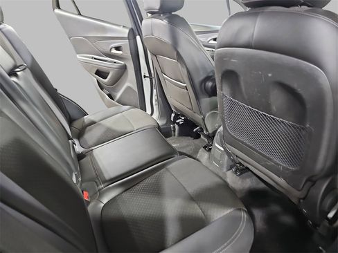 Used 2019 Buick Encore Sport Touring image 11