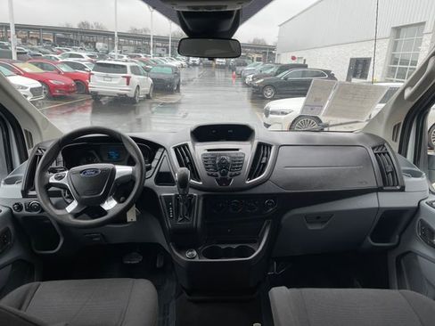 Used 2018 Ford Transit 350 XLT image 16