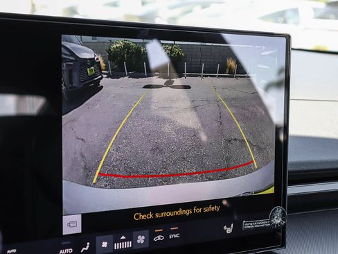 New 2026 Lexus ES 350e FWD image 22