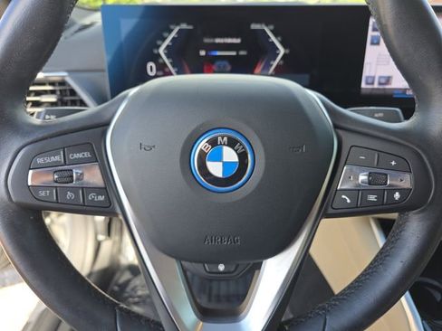 Certified 2023 BMW i4 eDrive35 w/ Premium Package image 31