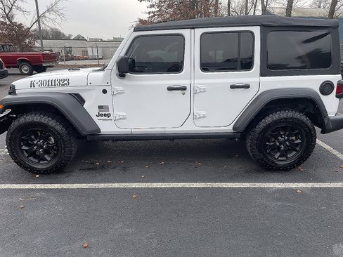 Used 2021 Jeep Wrangler Unlimited Sport image 6