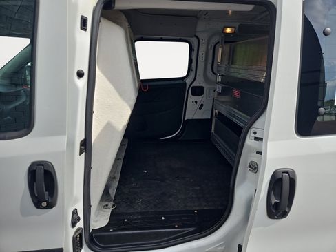 Used 2022 RAM ProMaster City Tradesman w/ Window Group 05 FWD image 13