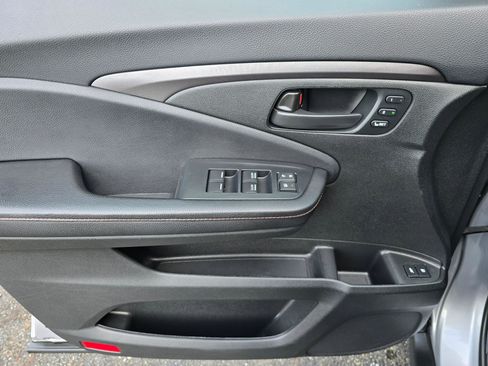 Used 2022 Honda Passport TrailSport image 25